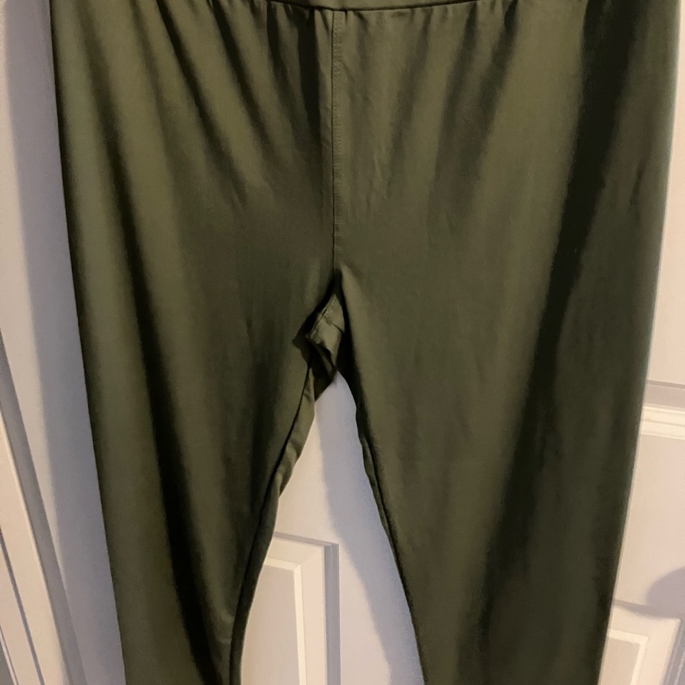Olive Green Woman’s Leggings